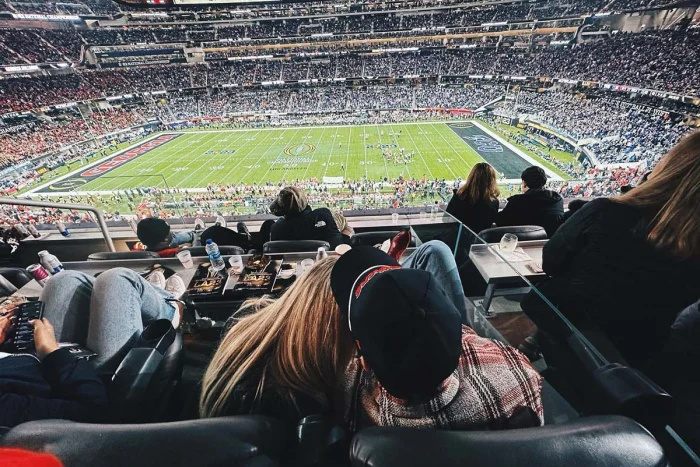   Espere, Kelsea Ballerini e Chase Stokes estão namorando
