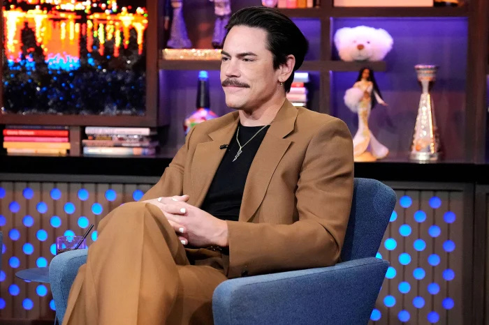 Andy Cohen Tom Sandoval Shell de si mesmo durante Pump Rules Reunion 2