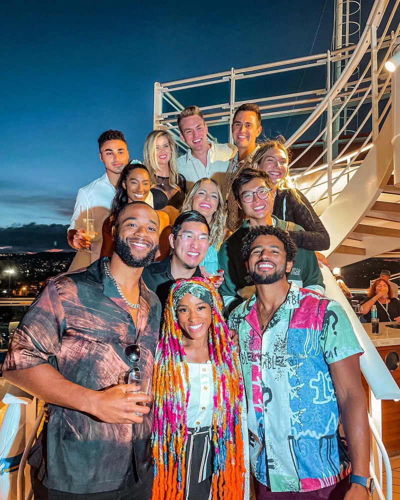 Big Brother 24s Taylor Joseph assiste à estreia da CBS Love Boat