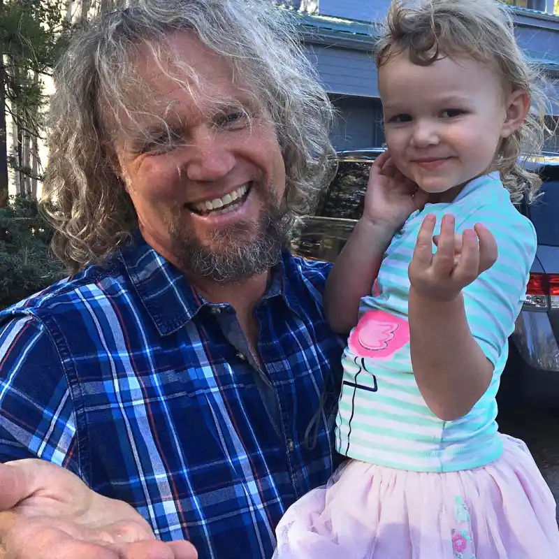   Resumo de 'Sister Wives': Kody Brown diz que Christine está fazendo um 'favor' à família ao sair depois de 'ajudá-lo' a consertar sua 'bagunça'