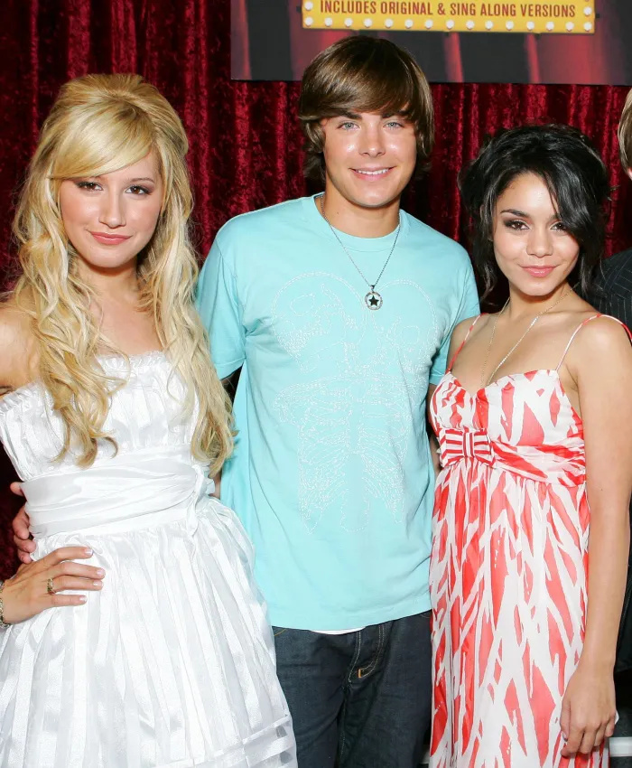 Tim Federle revela qual OG de High School Musical ele queria — mas não conseguiu — para a 4ª temporada 293