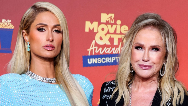   Paris Hilton 'Curta' Tweets criticando os Costars 'RHOBH' de Kathy:'So Unkind'
