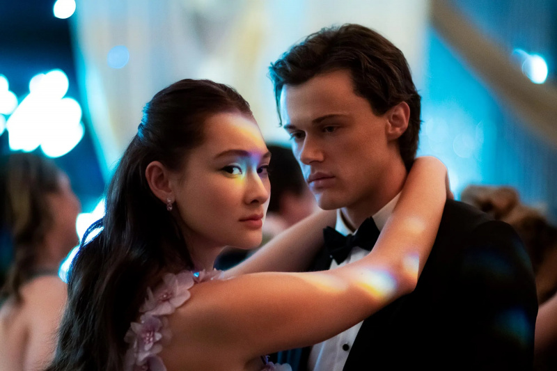  Tudo-a-saber-sobre-a-segunda-temporada-da-Amazon-Prime-Video-s--O-verão-que-fiquei-linda- -270 Lola Tung (Barriga), Christopher Briney (Conrad)