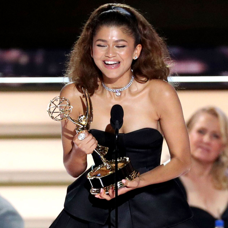 Zendaya diz que Tom Holland foi seu primeiro texto após a vitória – por que ele não compareceu