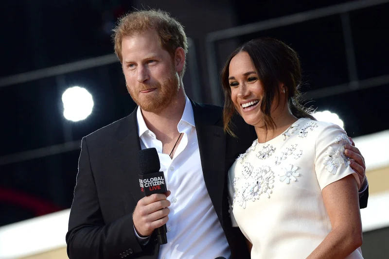  02 Príncipe Harry e Meghan Markle vão estrelar documentários da Netflix sobre suas vidas