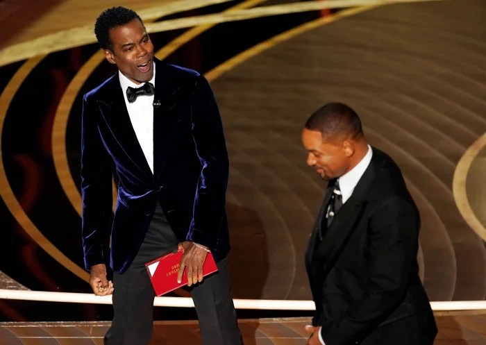   A Academia aborda Will Smith Tapa no Oscar de 2023, um ano depois de bater em Chris Rock 2