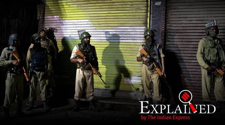 o que é seção 144 crpc, seção 144 crpc, Srinagar Jammu Kashmir, Jammu Kashmir seção 144, toque de recolher de Jammu Kashmir, prisão domiciliar de Mehbooba Mufti, prisão domiciliar de Omar abdullah, últimas notícias de Jammu Kashmir, Amarnath yatra suspenso, notícias da Índia