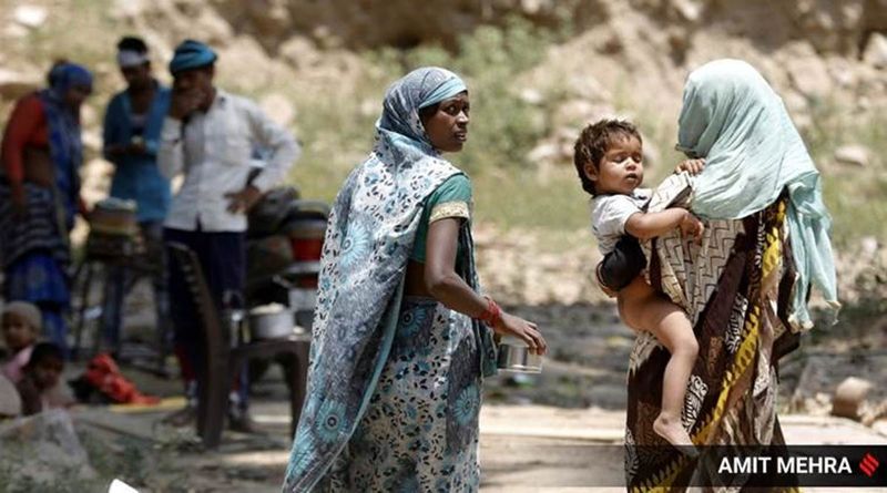 Para não portadores de cartão PDS em Delhi, a pandemia atingiu com muito mais força