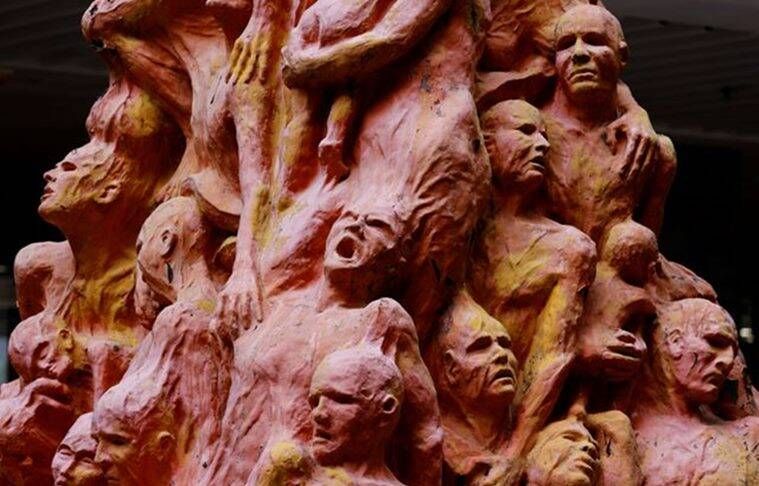 Estátua do Pilar da Vergonha, estátua do massacre da Praça Tiananmen, massacre da Praça Tiananmen, Indian Express