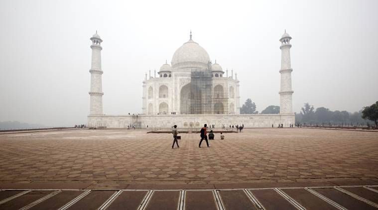Por que o Taj está perdendo sua cor?