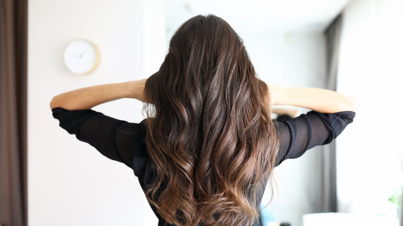 Este shampoo de US $ 8 pode ser o melhor remédio para cabelos danificados