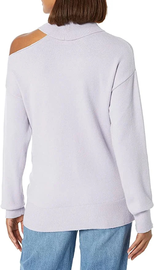   As Mulheres da Gota's Josephine Long Sleeve Cutout Turtleneck Sweater