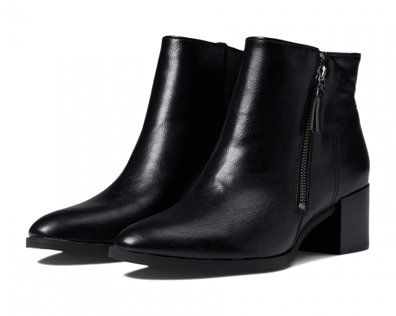   botas pretas de tornozelo