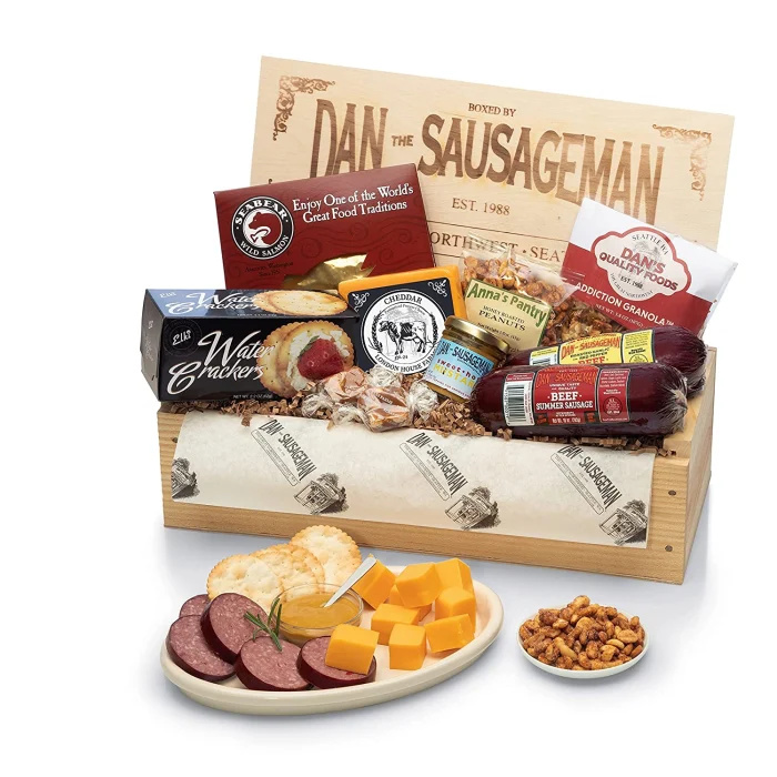E o Salsicha's Favorite Gourmet Gift Basket