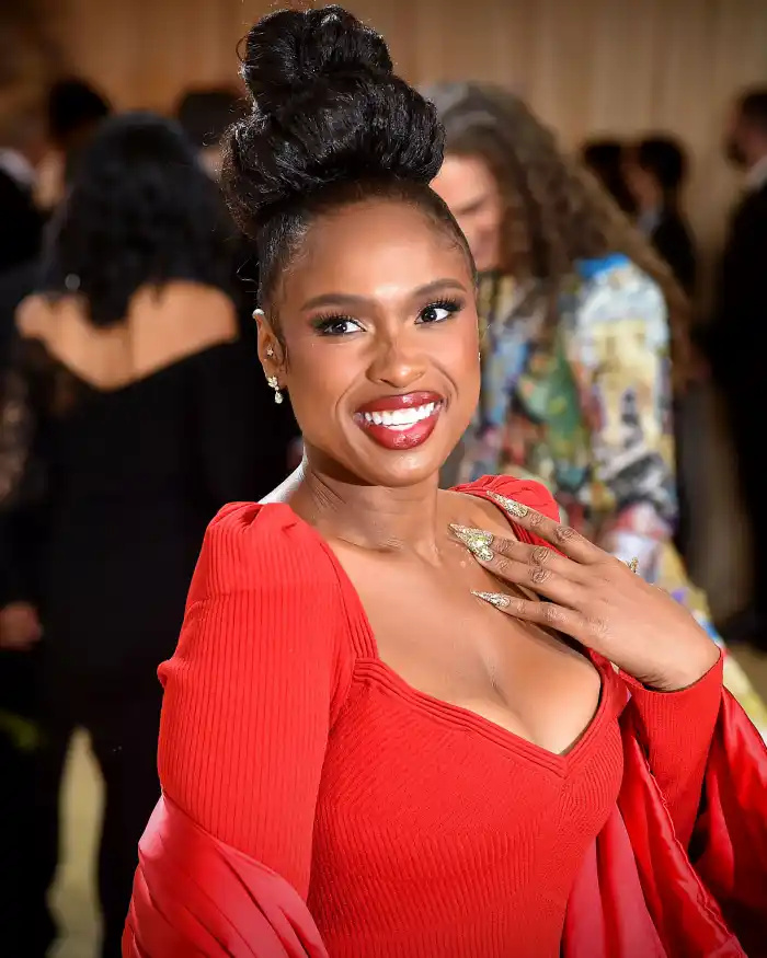   Galeria de beleza mais selvagem do Met Gala 2021 Jennifer Hudson