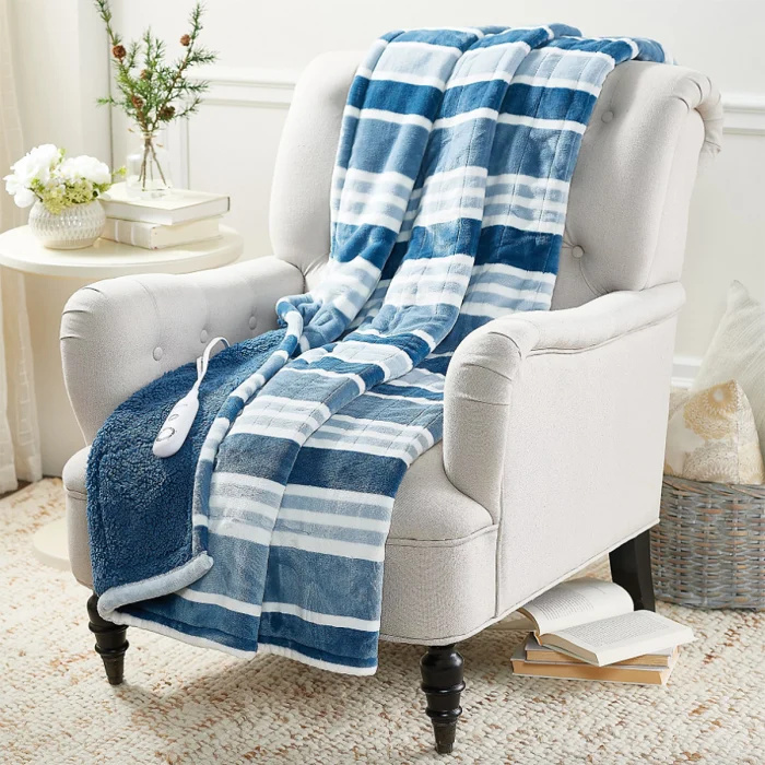   qvc-cozy-heated-throw