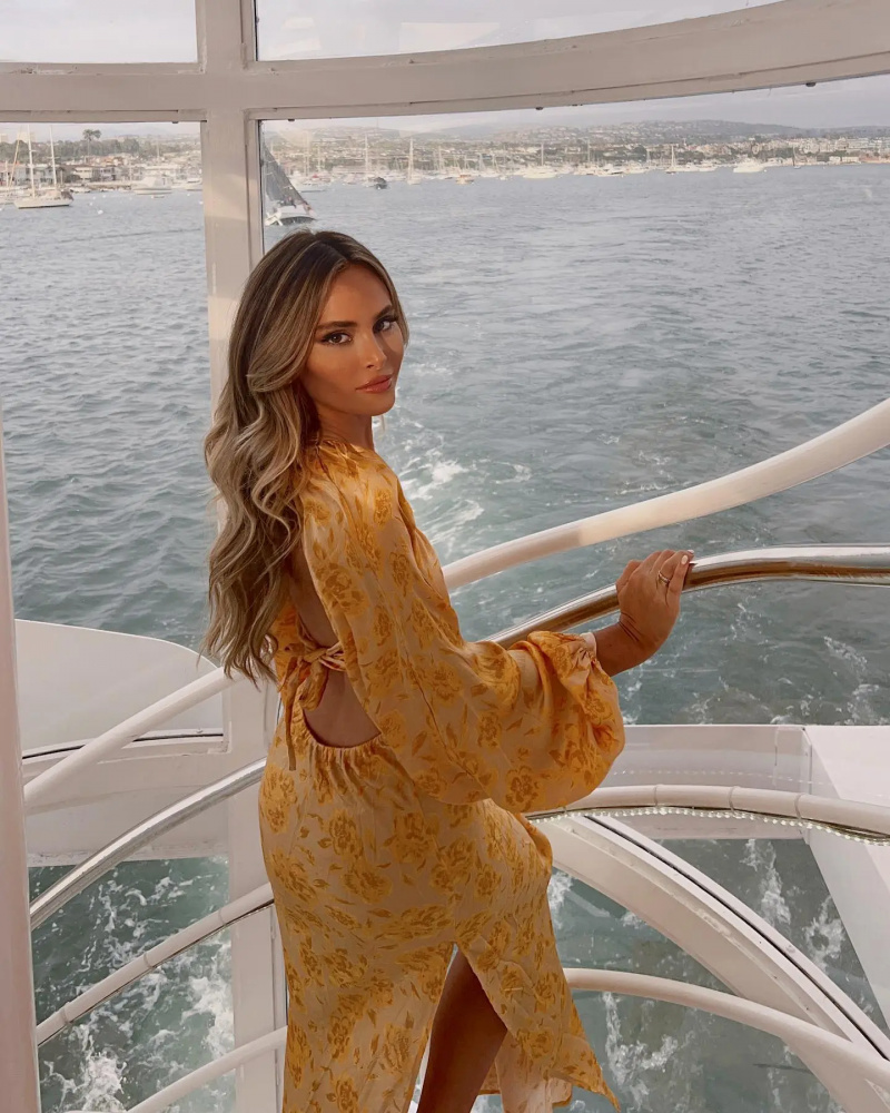   Amanda Stanton