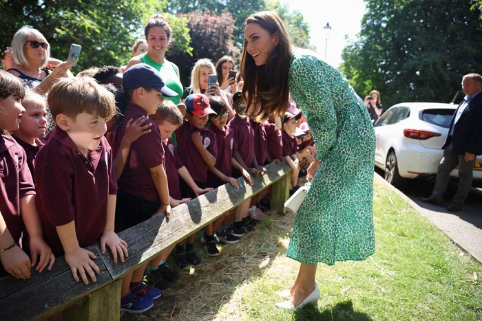   princesa-kate-verde-leopardo-vestido-2