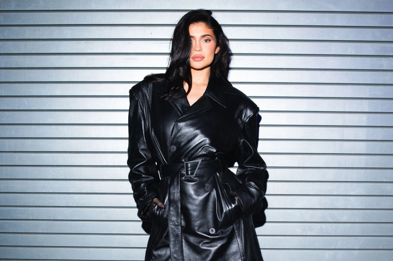   sapatilhas de balé kylie-jenner-gold