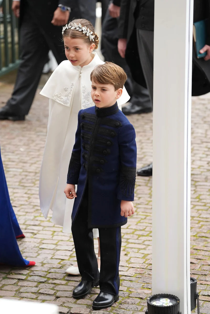   Coroação do príncipe Louis e da princesa Charlotte