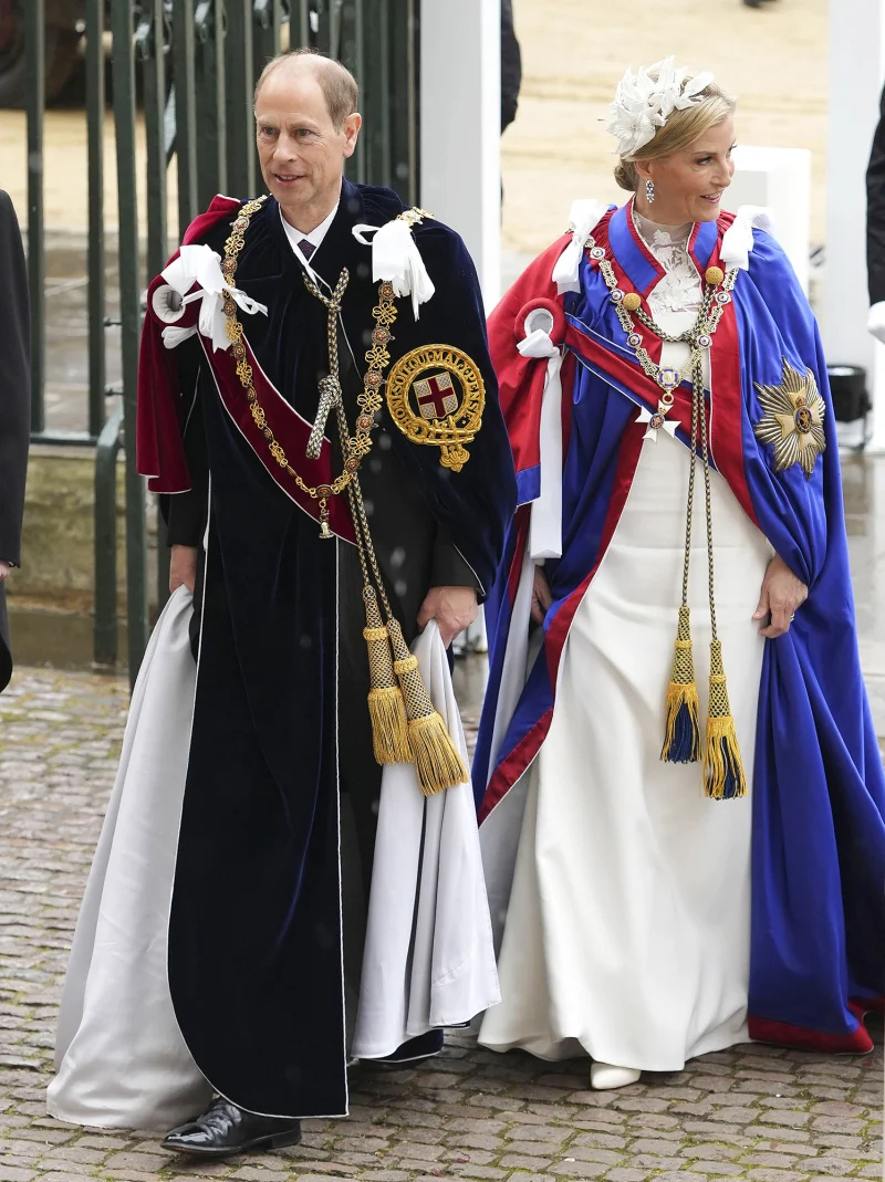  Príncipe Edward e Sophie Duquesa de Edimburgo Coroação