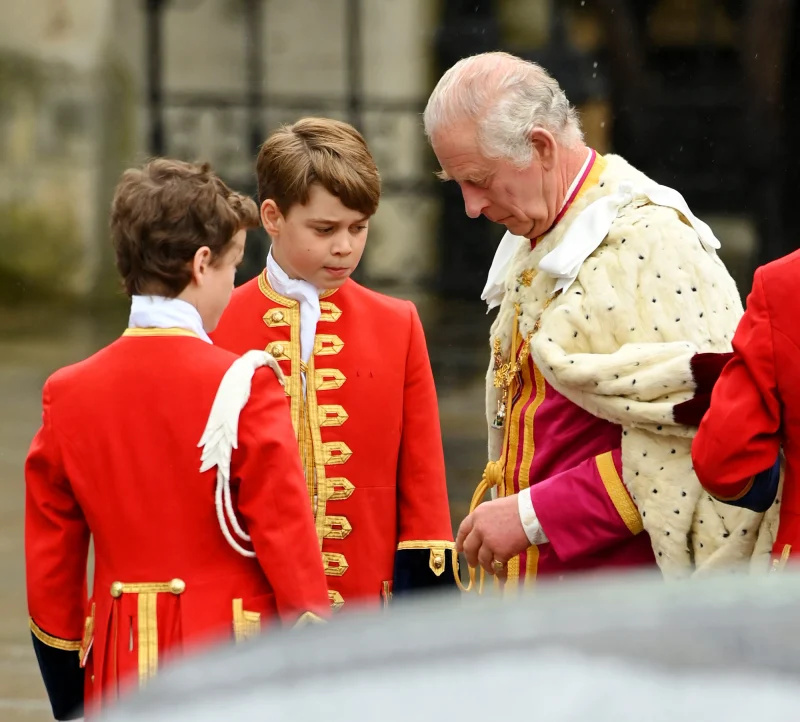   Coroação do Príncipe George e do Rei Charles III