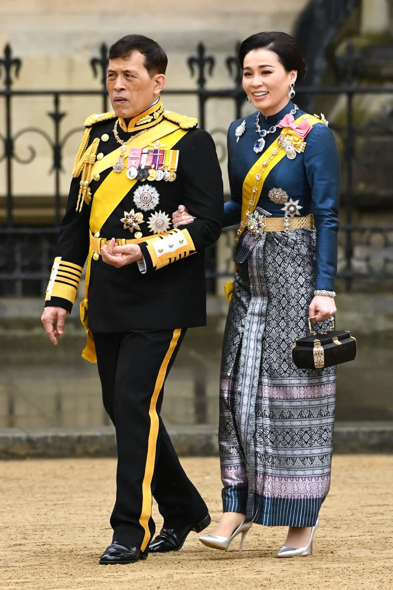   Rei Vajiralongkorn da Tailândia e Rainha Suthida da Tailândia Coroação