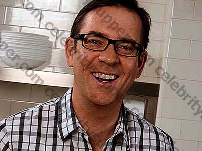 Patrimônio líquido e salário de Ted Allen 2019.
